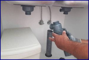 Egy megbízható lakásfelújítás vízszerelő gondoskodik róla, hogy a vízvezetékrendszered szivárgásmentes és hosszú távon is működjön.