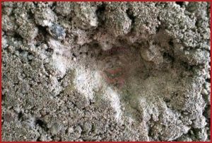 Bízd ránk a salakbeton falak bontását, hogy a radon szint is csökkenjen. Az épület biztonságának érdekében a salakbeton falak bontása mellett a radon szint csökkentése is lényeges.